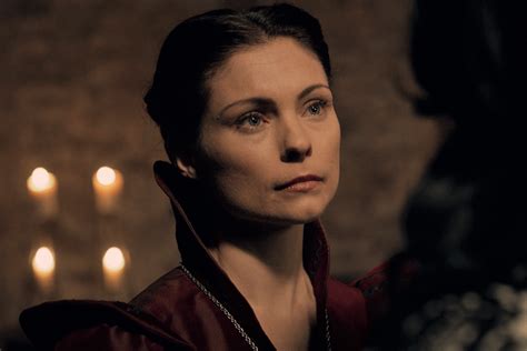 Didnt see this one much, but I think MyAnna Buring was simply。